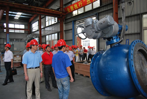 �ڜ����y�T(m��n)���a(ch��n)�����L(zh��ng)�����ͬ���Aͤ�(zh��n)�˴������ϯ���(y��ng)ͬ־ҕ���Ϻ������y�T(m��n)�S����܇�g