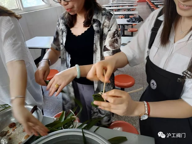 �Ϻ������y�T�S�_չ�����h��������2018���繝(ji��)���}���(d��ng)���D4��